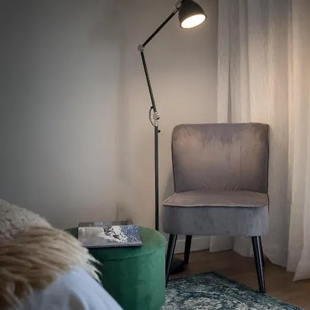 The Island Place アパート ボル