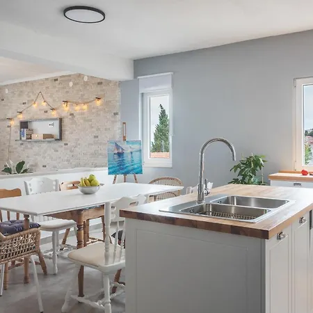 The Island Place Apartment *