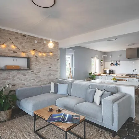 The Island Place *