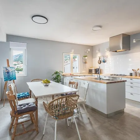 Apartment The Island Place Bol