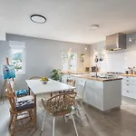 Apartment The Island Place Bol